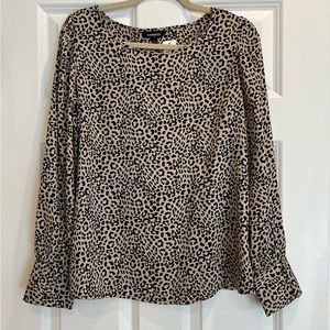 Express woman’s top size medium